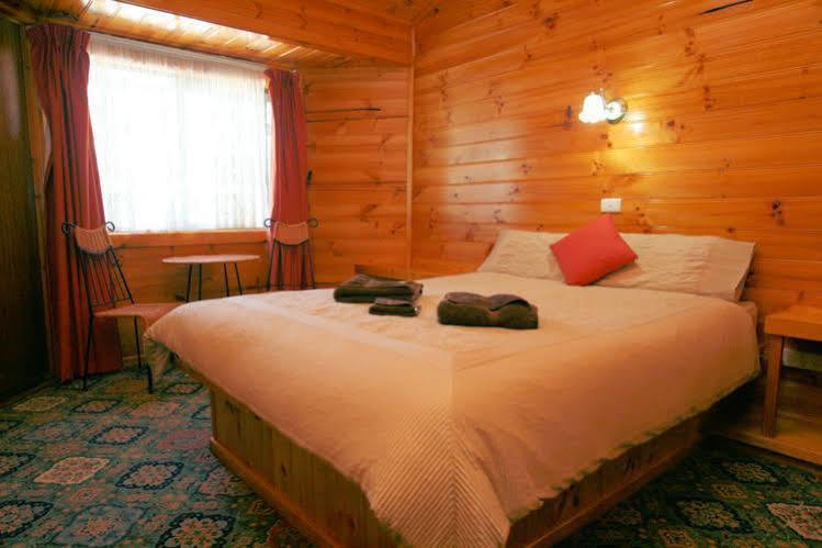 Bronte Park Highland Cottages Экстерьер фото